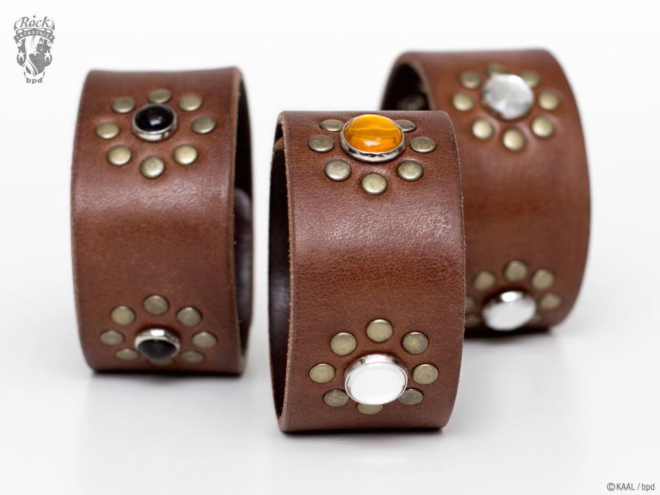 KAAL hippie flower leather bracelet